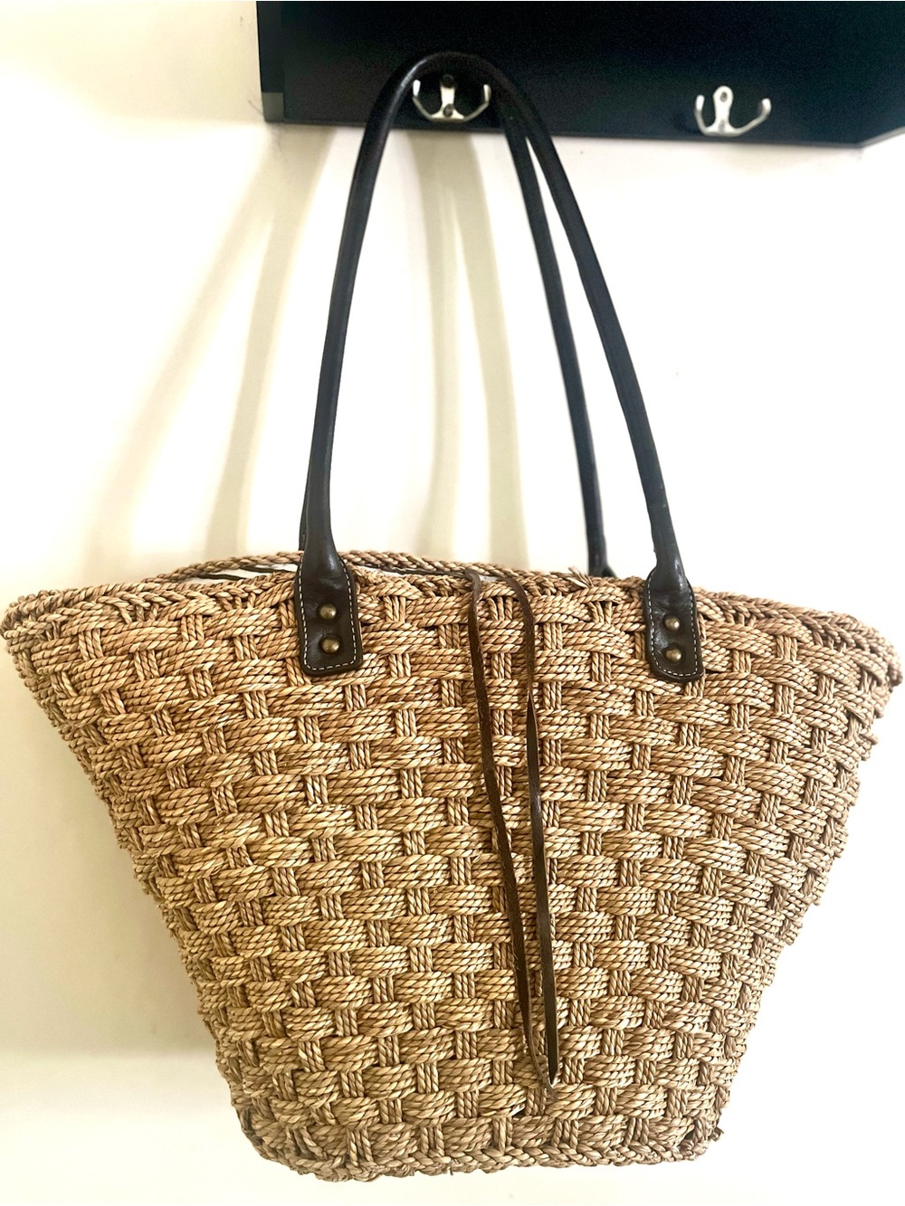 J CREW ARCHIVAL ITEM XL Seagrass tote leather handles 2008 EUC